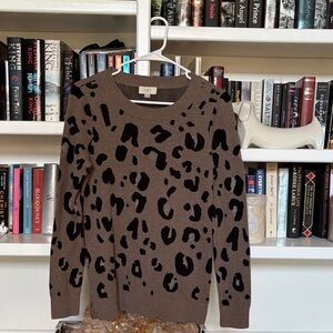 LOFT Leopard Animal Print Sweater size small excellent condition